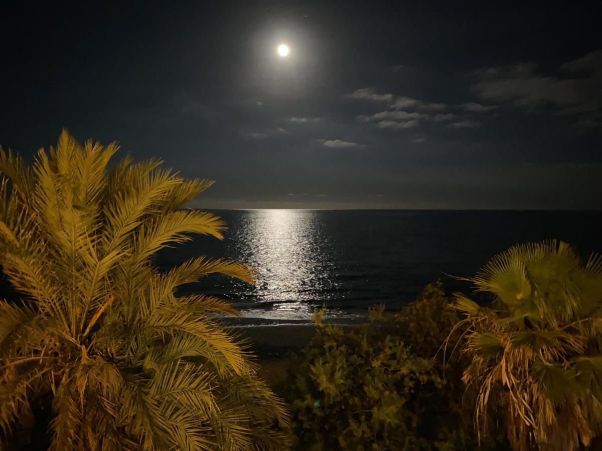 First Beachline Deluxe With Garden And Terrasse In Sun Club San Bartolomé Екстериор снимка