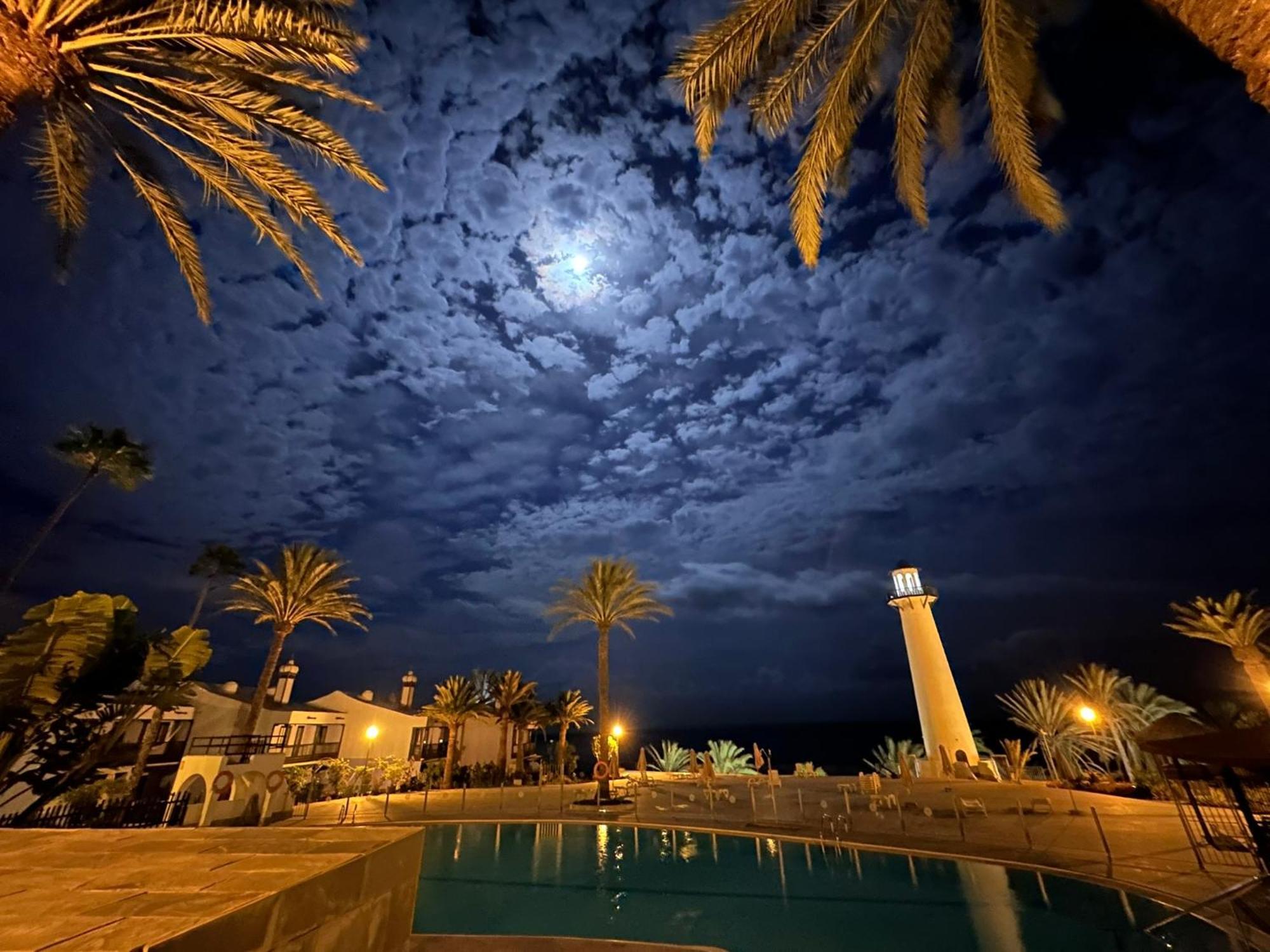 First Beachline Deluxe With Garden And Terrasse In Sun Club San Bartolomé Екстериор снимка