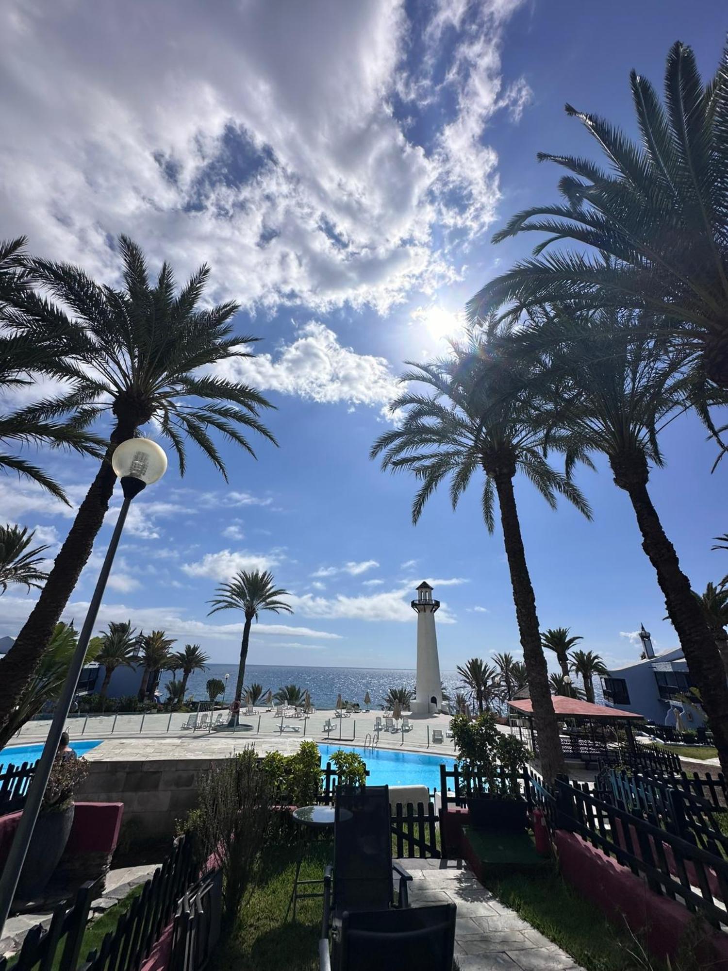 First Beachline Deluxe With Garden And Terrasse In Sun Club San Bartolomé Екстериор снимка